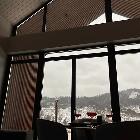 Stodola з чаном-джакузі