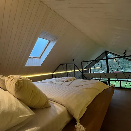 Stodola з чаном-джакузі * Slavske